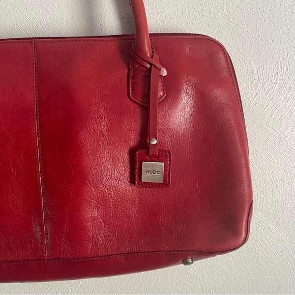 HOBO INTERNATIONAL Paulina Venice red Handbag has some wear please check picture - Picture 5 of 16